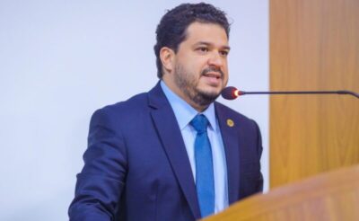 Dr. Joel vota a favor do reajuste salarial dos professores da rede municipal de ensino