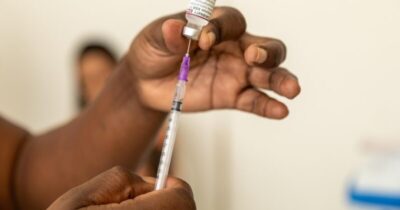 Governo do Maranhão aplica mais de mil doses de vacinas contra Influenza e Covid-19 no fim de semana