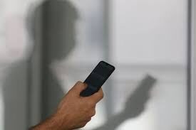 Pesquisa revela que 61% dos apostadores usaram plataformas irregulares em 2025