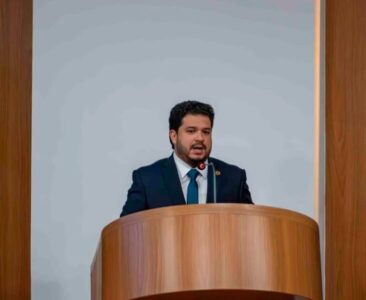 Dr. Joel critica emenda que limita poder de Braide sobre o Orçamento