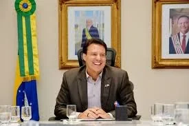 Felipe Camarão assume Governo do Maranhão durante missão internacional de Carlos Brandão