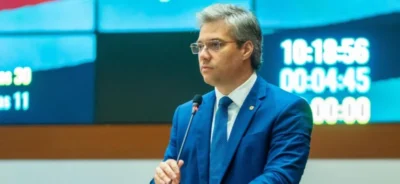 Neto Evangelista reitera compromisso com a Baixada e anuncia reforço nos serviços de recuperação das estradas da região