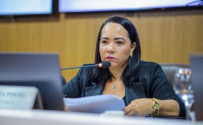 Concita Pinto busca conscientização de jovens sobre importância do voto