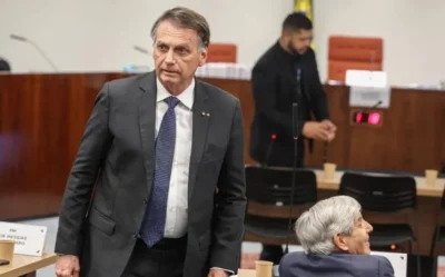 Bolsonaro nega tentativa de golpe e diz que medida seria “danosa” ao Brasil