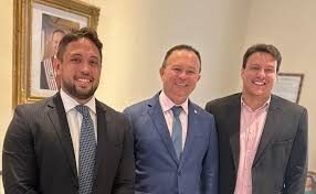 ZERO ESPANTO! Saída de Anderson Lindoso da Seduc se deu a pedido de Felipe Camarão