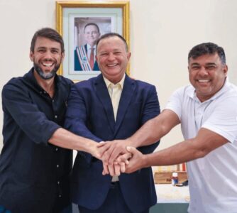 Ivan Júnior reúne com Brandão e Pedro Lucas