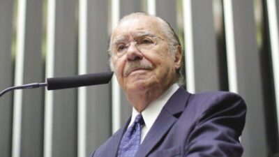 Sarney sobre tentativas de golpe: “extremamente danosas” e “repugnantes”