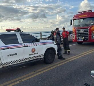 Policiais militares evitam suicídio na Ponte do São Francisco