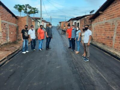 Prefeito Fernando Pessoa dá início à pavimentação asfáltica do Residencial Cleones em Tuntum