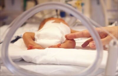 Prefeitos, deputados, vereadores e várias autoridades emitem notas repúdio após morte de bebê de quatro meses vítima de estupro em Barra do Corda