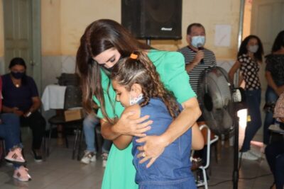 Primeira-dama Abigail Cunha promove festa em comemoração ao dia das mães na zona rural de Barra do Corda