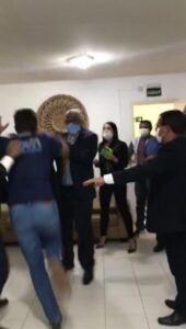 Quebra-pau ocorre entre vereador e esposo de vereadora na câmara municipal de Timon