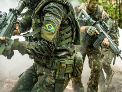 Governo publica reajustes salariais para militares das Forças Armadas
