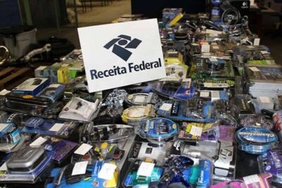 Leilão de eletrônicos da Receita Federal tem Iphone de R$ 2.000