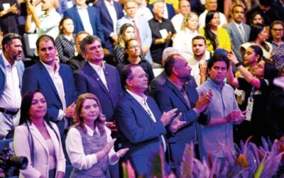 Ao lado de Brandão, Roberto Costa protagoniza evento com prefeitos….