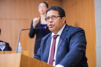 Sá Marques pede mais atenção às questões da Educação de São Luís