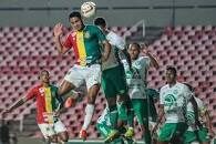 Sampaio Correa vence a Chapecoense por 2×0 e se afasta da degola