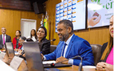 Paulo Victor propõe criação de pontos de apoio para taxistas, motoboys e trabalhadores de aplicativos em SLZ…