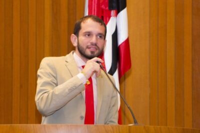 FICHA LIMPA! Com certidões negativas em mãos, Fernando Pessoa comprova que não existe nada que desabone sua conduta