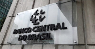 Brasileiros tem mais de R$ 8 Bilhões a receber de bancos e não sabem. Veja se é um destes