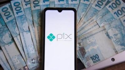 Governo revoga fiscalização do Pix sobre movimentações financeiras