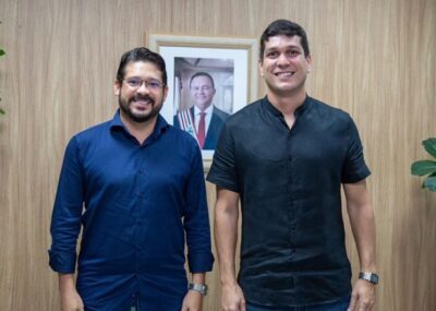 Dr. Rômulo se reúne com secretário estadual de Saúde e discutem investimentos em Cajapió