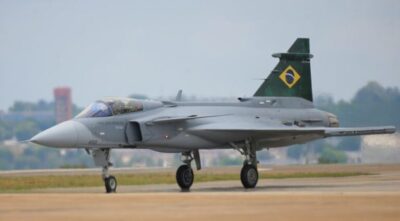 Lewandowski suspende ação contra Lula por compra de aviões-caça suecos