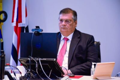 Temendo derrota para o senado em 2022, Flávio Dino permanecerá no cargo de governador até o fim do mandato