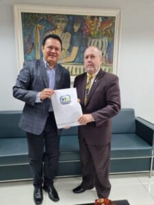 TRANSPARÊNCIA: Prefeito Rigo Teles se reúne com o Procurador do MP e apresenta relatório financeiro para realização do carnaval em Barra do Corda