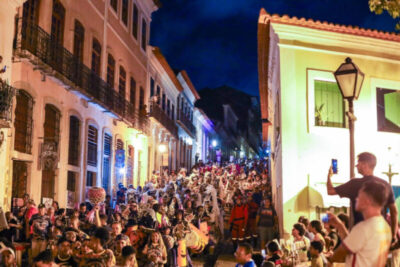 Cortejo de blocos tradicionais abriu o Carnaval 2025 no MA