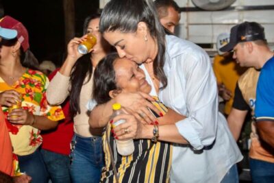 Daniella Tema cresce e chega a 2022 com forte apoio popular