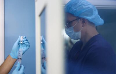 Rússia anuncia vacina gratuita contra o câncer capaz de suprimir o crescimento de tumores e prevenir o surgimento de metástases