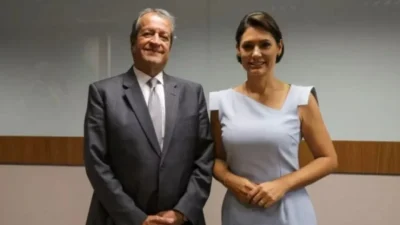 Valdemar Costa Neto banca Michelle Bolsonaro e PL Mulher com R$ 860 mil/mês