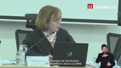 TRE cassa mandato de governador por distribuição de cestas básicas