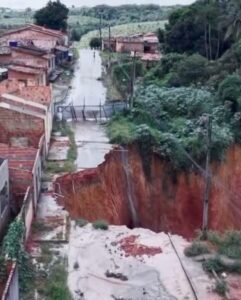 Imagens mostram avanço devastador das voçorocas em Buriticupu; cidade corre risco de desaparecer