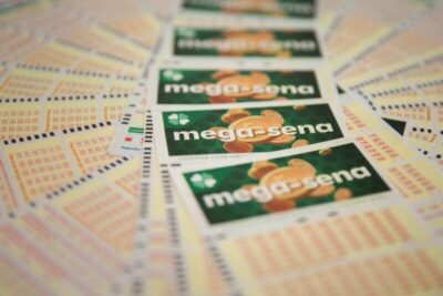 Mega-Sena acumula pela 16ª vez e prêmio vai para R$ 200 milhões