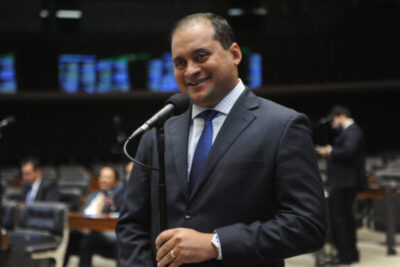 Weverton declara apoio do PDT à eventual candidatura de Brandão ao Senado