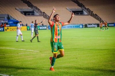 Sampaio vence Londrina e finca no G-4 no Brasileirão
