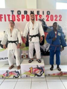 Shiai é destaque em torneio de judô