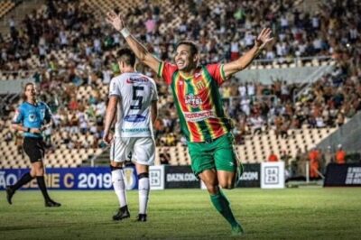 Roney de volta ao Sampaio