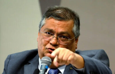 Bistecas e pescoço de galinha são novos alvos da PF de Flávio Dino