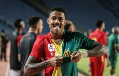 Catatau banido do futebol mundial