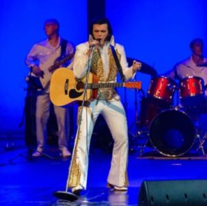 Contagem regressiva para o show ‘Elvis is Alive’