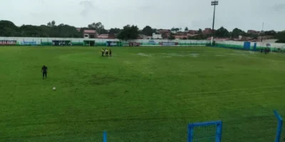 Juiz decide adiar jogo entre Viana e Moto após fortes chuvas na Baixada Maranhense