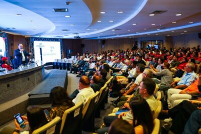 Governo do Estado, Famem, BNB e Sebrae assinam termo de cooperação para ampliação do microcrédito