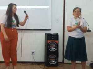 Descaso e privilégio na saúde: gestão Braide mantém coordenadora com salário de 10 mil reais em escola fantasma da SEMUS.
