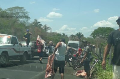 Desespero no Maranhão: Famintos saqueiam carne de caminhão frigorífico que tombou em rodovia durante o natal…