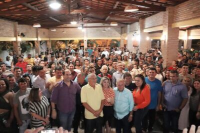 RAPOSA – Ociléia mostra força e deixa oposição a ver navios