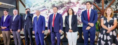 Iracema Vale prestigia cerimônia de lançamento do selo em comemoração aos 40 anos da redemocratização