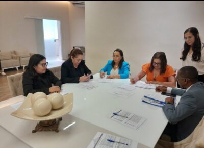 CCJ dá parecer favorável a 15 projetos na última reunião do mês